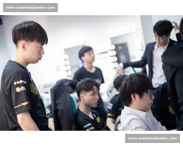 RNG激战全程回顾揭示顶尖选手操作与团队配合精彩瞬间