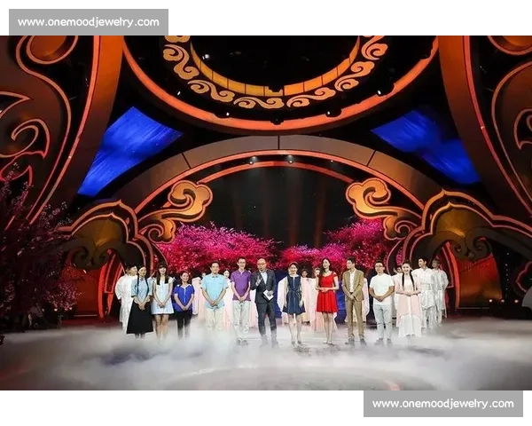 《小苹果比赛精彩上演各路选手齐聚一堂展现才艺与智慧的巅峰对决》